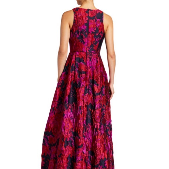 Aidan Mattox
Crewneck Sleeveless Brocade A-Line Gown with Pockets - Picture 2 of 4